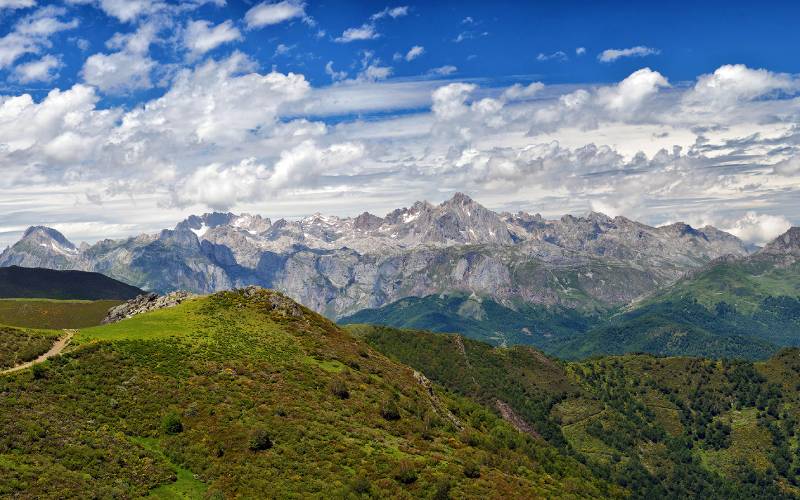 Picos de Europa.Spain _ Panorama. León-Asturias-Cantabria. S… _ Flickr foto Francisco Romero_files
